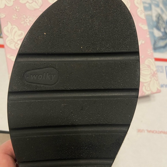 Wolky Black and Tan Sandals for Outdoor Comfort - Picture 5 of 5